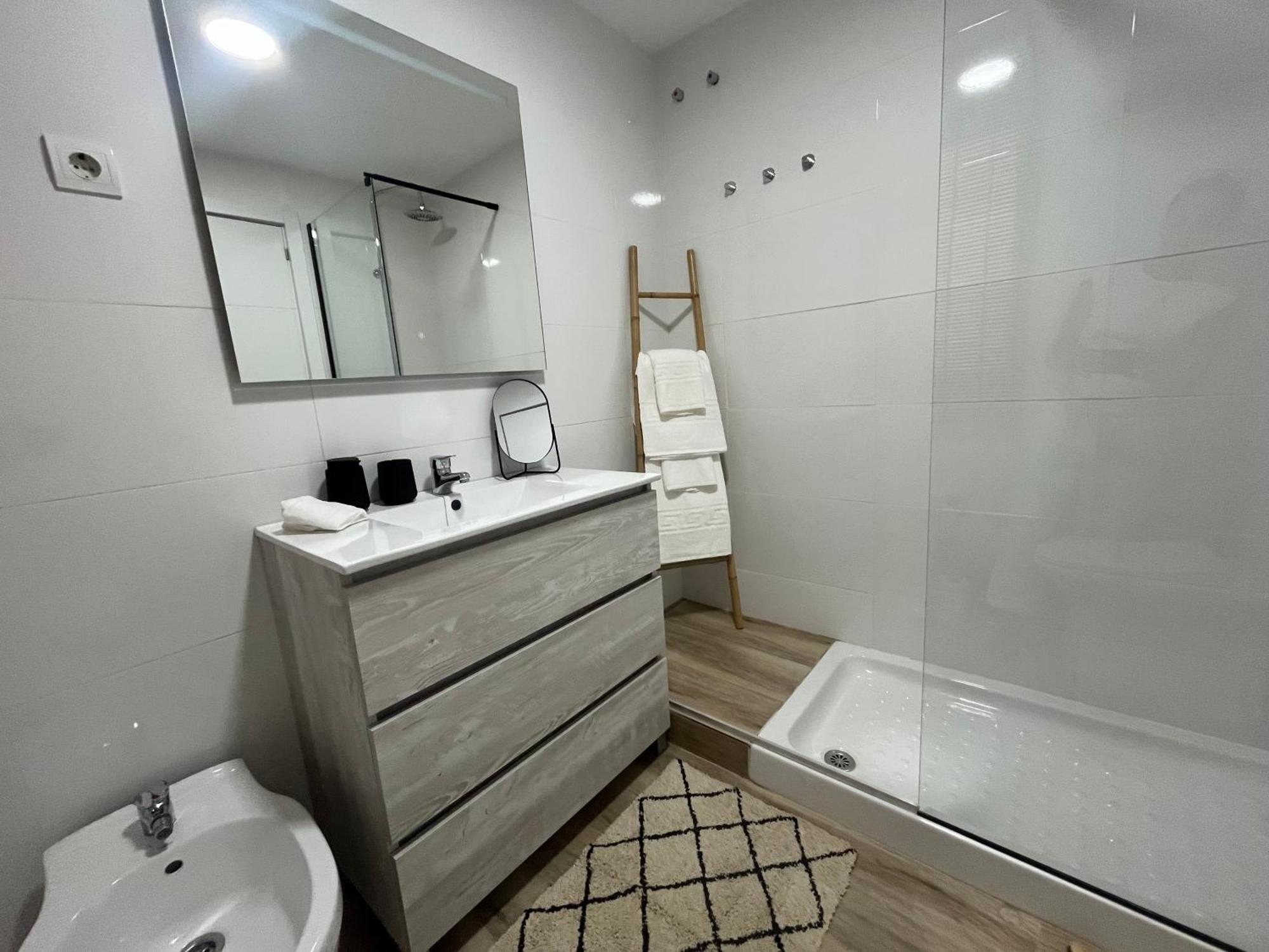 Love Rent4 Malaga Huelin Ngoại thất bức ảnh