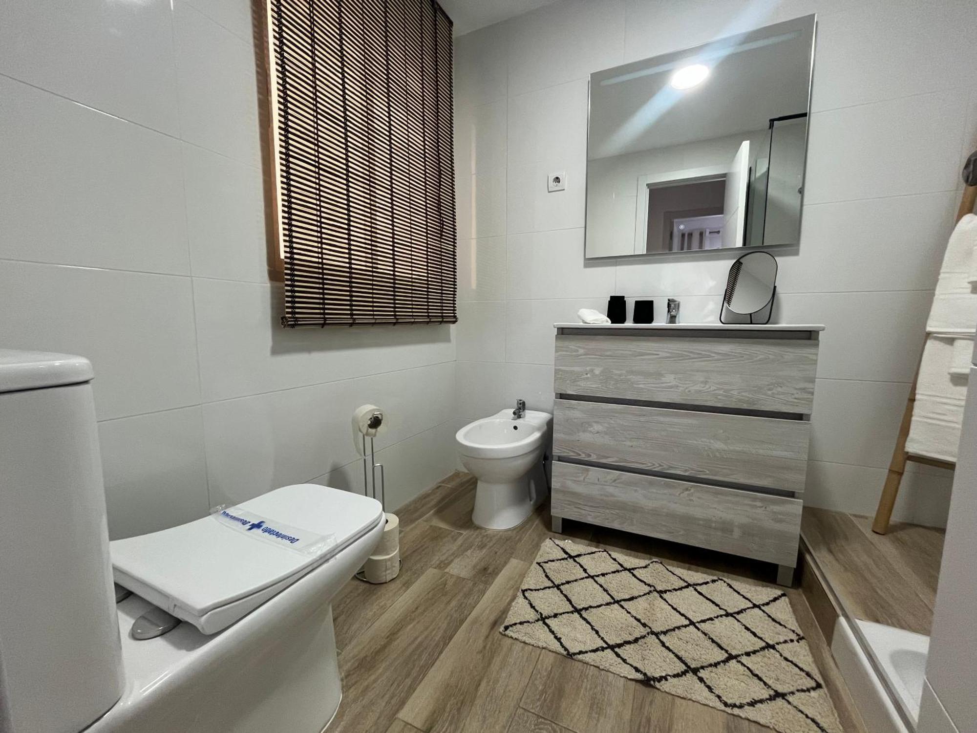 Love Rent4 Malaga Huelin Ngoại thất bức ảnh